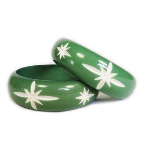 Vintage 1950s STYLE Green Carved Plastic Bangles